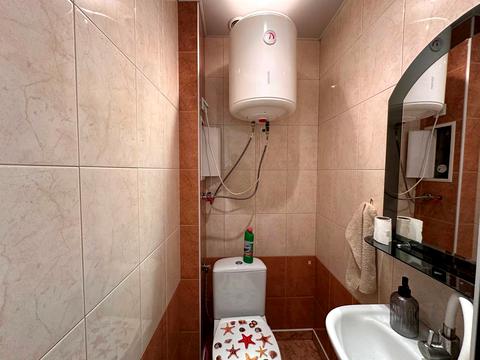 комерційна за адресою Юності просп., 27