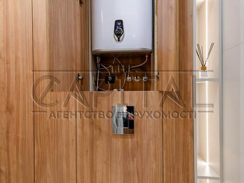 квартира за адресою Салютна вул., (Будинок 02301-02303)