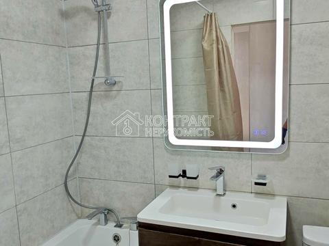 квартира за адресою Валентинівська вул. (Блюхера), 35/81