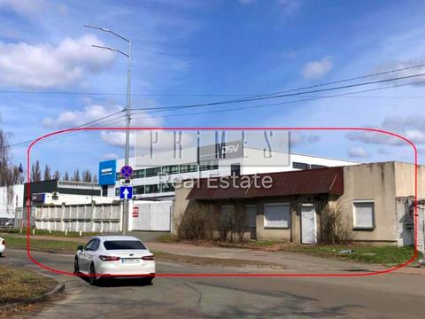 комерційна за адресою Івана Дзюби вул. (Сім'ї Сосніних), 9