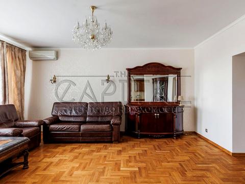 квартира по адресу Киев, Голосеевский просп. (40-летия Октября), 27