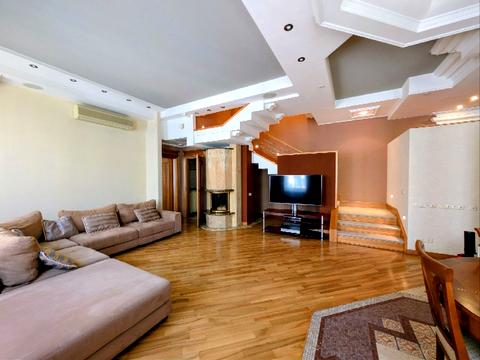 квартира по адресу Андреевский спуск, 1-А