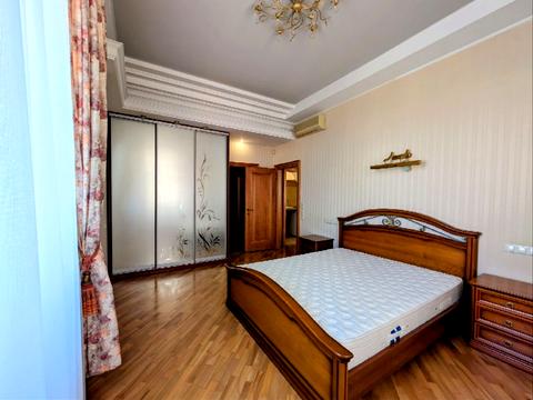 квартира по адресу Андреевский спуск, 1-А