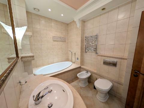 квартира по адресу Андреевский спуск, 1-А