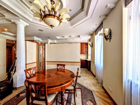 квартира по адресу Андреевский спуск, 1-А