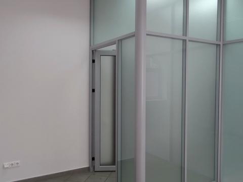 комерційна за адресою Турівська вул., 29