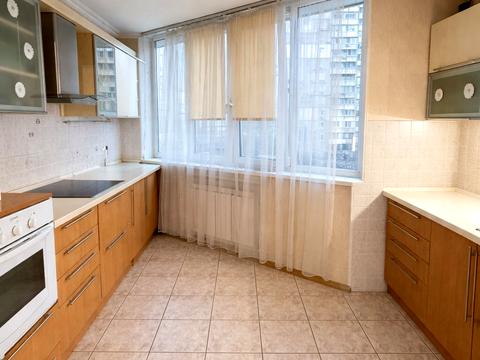 квартира за адресою Радунська вул., 1/10