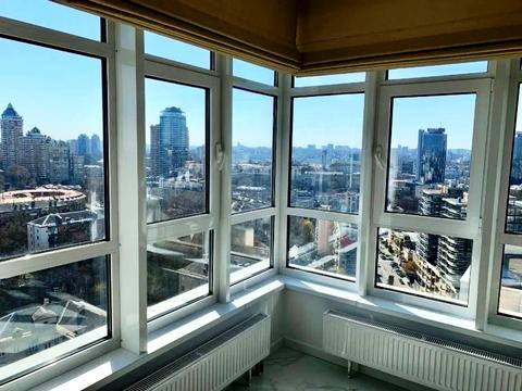 комерційна за адресою Кловський узвіз, 7a
