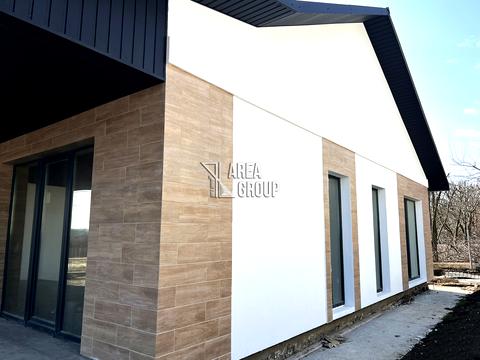 будинок за адресою Хуторянська, 1-Б