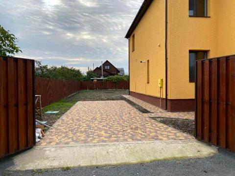 дом по адресу приморська