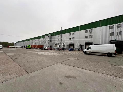 комерційна за адресою Польова вул., 9