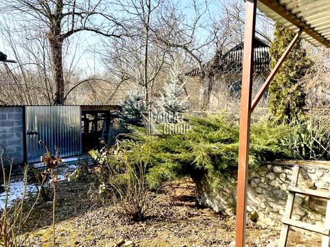 будинок за адресою Вишнева, 45