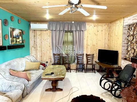 будинок за адресою Вишнева, 45