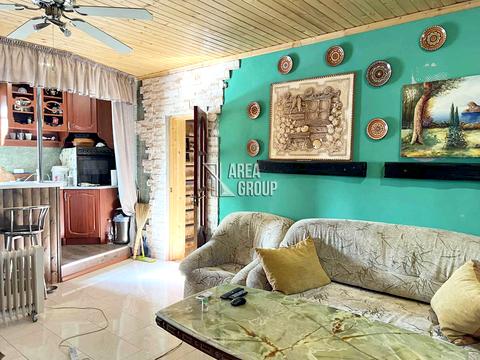 будинок за адресою Вишнева, 45