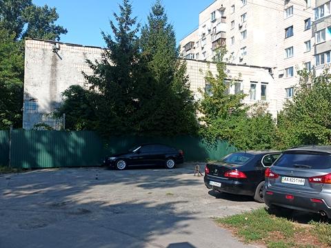 комерційна за адресою Менделєєва вул., 12