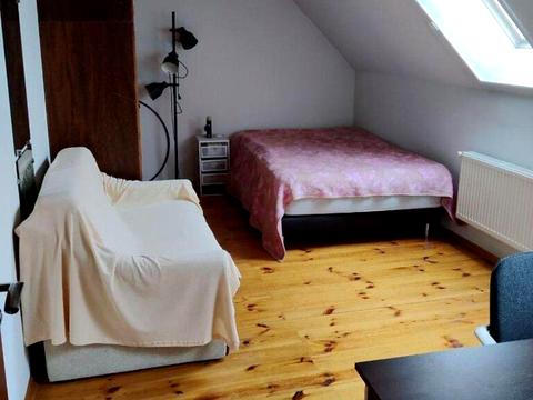 будинок за адресою Молодіжна вул.