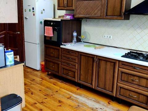 будинок за адресою Молодіжна вул.