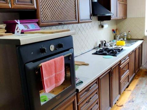 будинок за адресою Молодіжна вул.