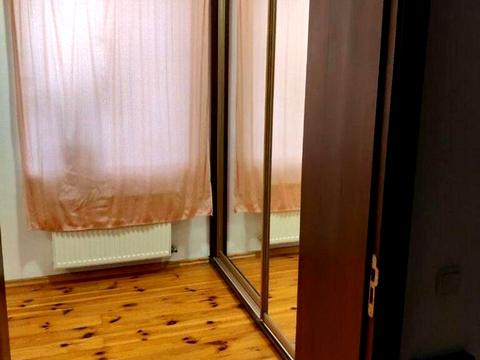 будинок за адресою Молодіжна вул.