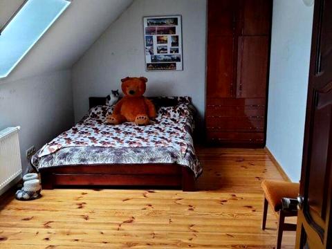 будинок за адресою Молодіжна вул.