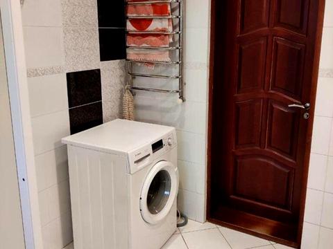 будинок за адресою Молодіжна вул.