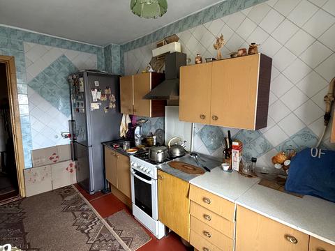 квартира за адресою Довженка вул., 49