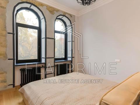 квартира по адресу Назаровская ул. (Ветрова), 9