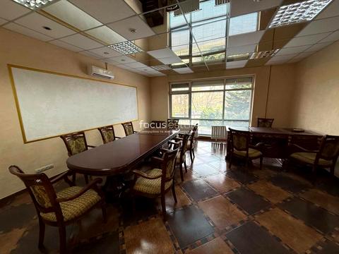 коммерческая по адресу Оболонская набережная ул., 15