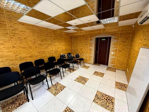 коммерческая по адресу Оболонская набережная ул., 15