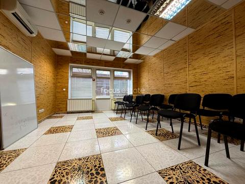 коммерческая по адресу Оболонская набережная ул., 15