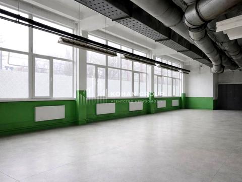 комерційна за адресою Миру просп., 69