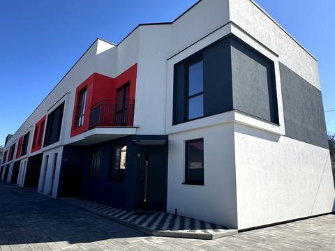 дом по адресу Захисників України ул. (Вокзальна)