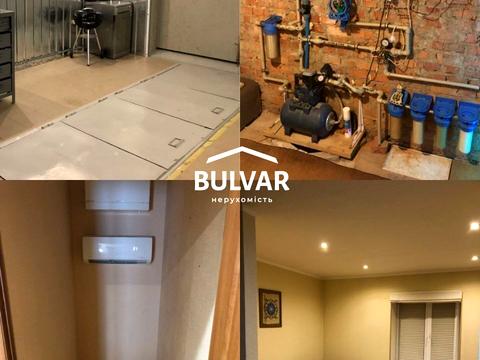 паркомісце за адресою Владислава Зубенка вул. (Тимурівців), 70