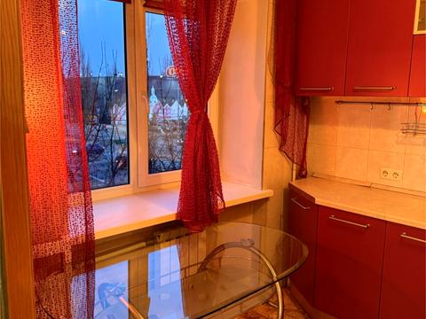 квартира за адресою Володимира Івасюка просп. (Героїв Сталінграду), 19