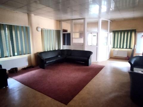 комерційна за адресою Героїв Крут вул. (Черепіна), 26