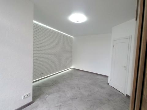 комерційна за адресою Катерини Грушевської вул. (Генерала Доватора), 2а