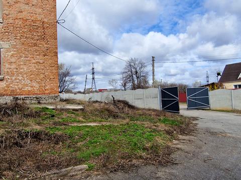 комерційна за адресою Богдана Хмельницького, 219