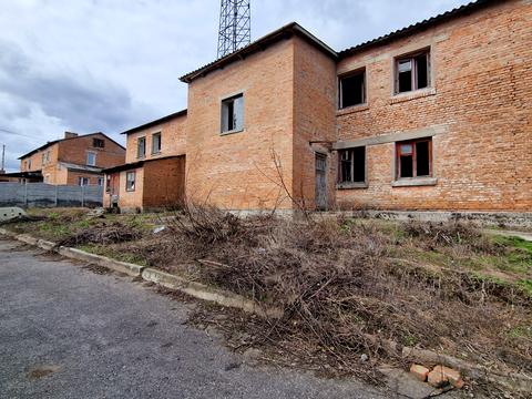 комерційна за адресою Богдана Хмельницького, 219