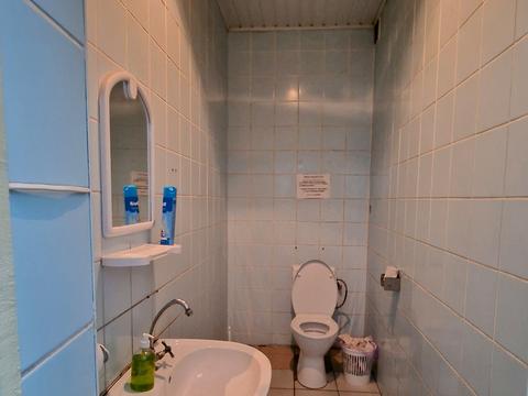 комерційна за адресою Незалежності просп. (Леваневського), 128