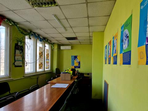 комерційна за адресою Незалежності просп. (Леваневського), 128