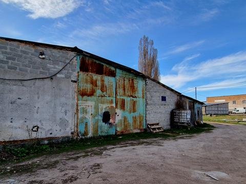 комерційна за адресою Незалежності просп. (Леваневського), 128
