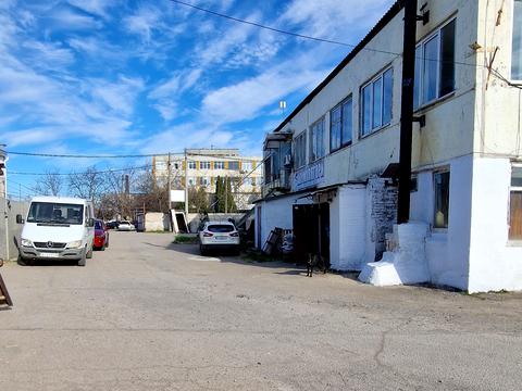 комерційна за адресою Незалежності просп. (Леваневського), 128