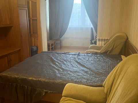 квартира за адресою Ревуцького вул., 7