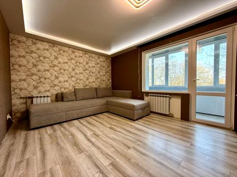 квартира за адресою житловий масив Тополя-1 вул., 4