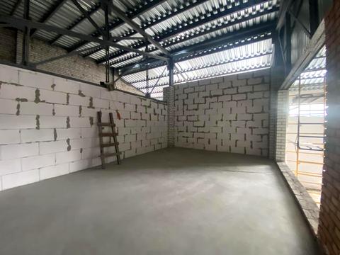 комерційна за адресою Ударників вул., 27