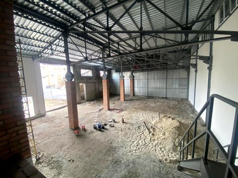 комерційна за адресою Ударників вул., 27