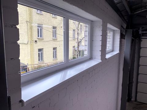 комерційна за адресою Ударників вул., 27