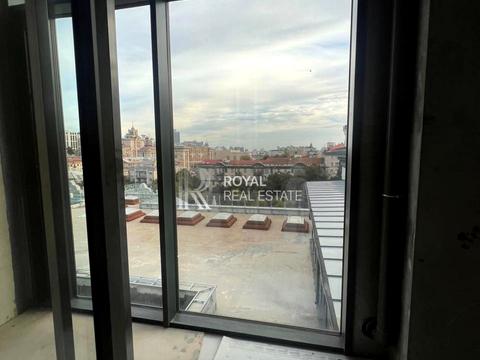 комерційна за адресою Прорізна вул., 8