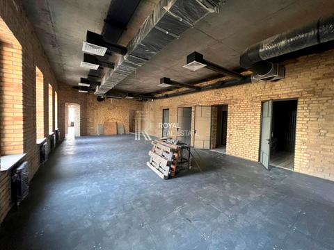 коммерческая по адресу Прорезная ул., 8