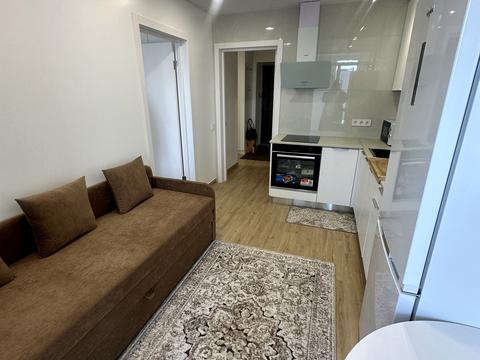 квартира за адресою Залізнична вул., 8